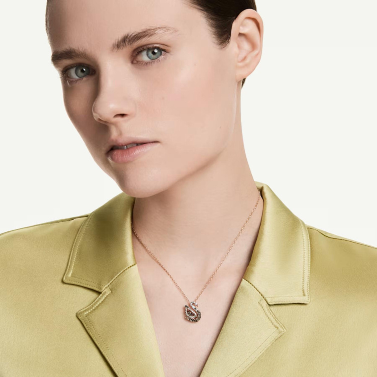 Swan pendant Mixed cuts, Swan, Black, 18K rose gold finish