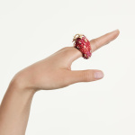 Idyllia motif ring Mixed cuts, Strawberry, Red, Gold-tone plated